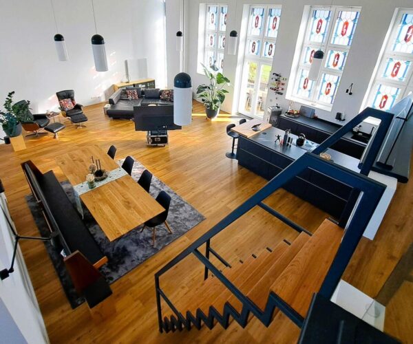 Eine Kirche Wird Zu Einem Stylischen Wohnhaus: Genauso Man Sakrale Originaldetails Via Designs Aus DEM in Diesen Tagen Verzahnt