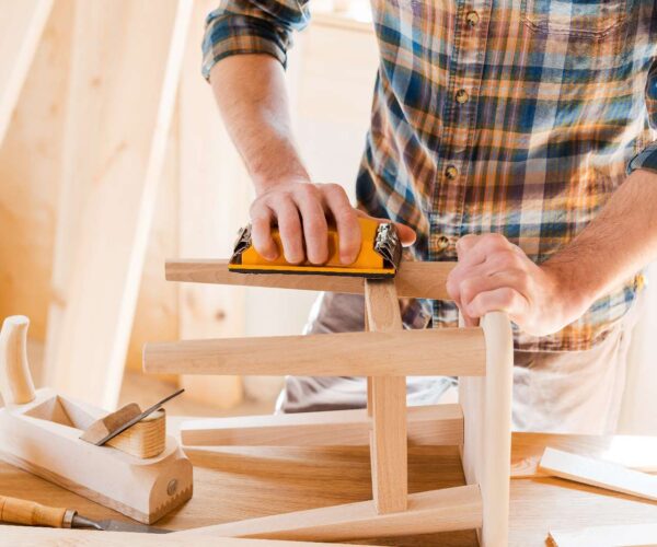 Tischler in Herzberg: Maßgefertigte Möbel und Innenausstattung